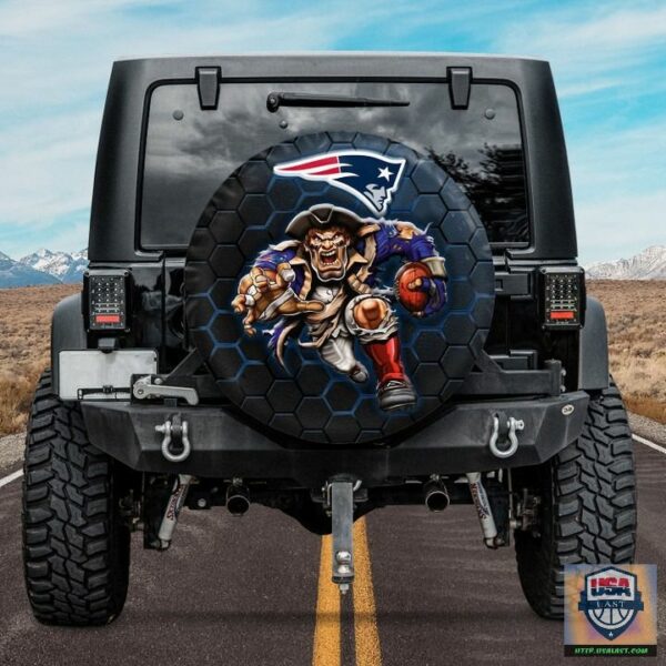 fbYpp6sQ BDT270522 68xxxNew England Patriots NFL Mascot Spare Tire Cover.jpg